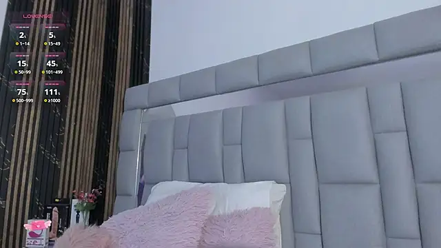 vivianne scott online show from 11-18-25, 12:19