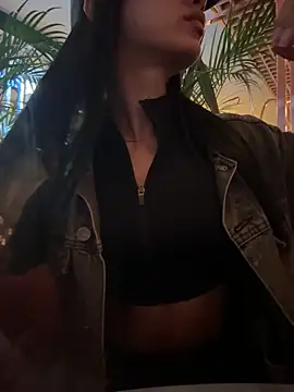 Lolitacooper online show from 10-07-25, 08:54