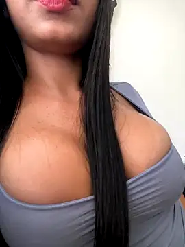 Lolitacooper online show from 10-12-25, 09:05