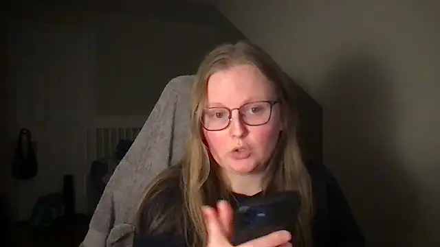 lexie lilacs online show from 02-19-25, 11:57