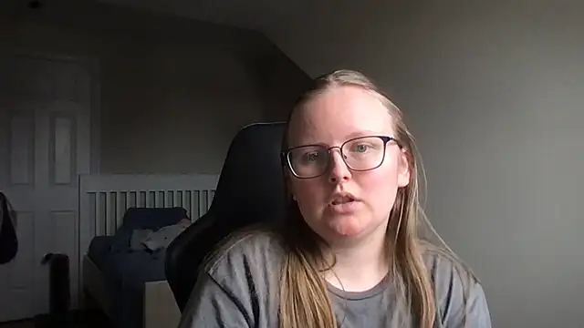 lexie lilacs online show from 02-27-25, 09:36