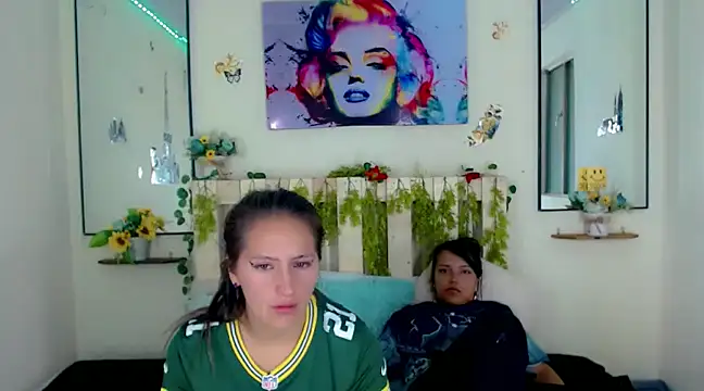 Sharon et Khloe12 online show from 12-11-24, 03:02