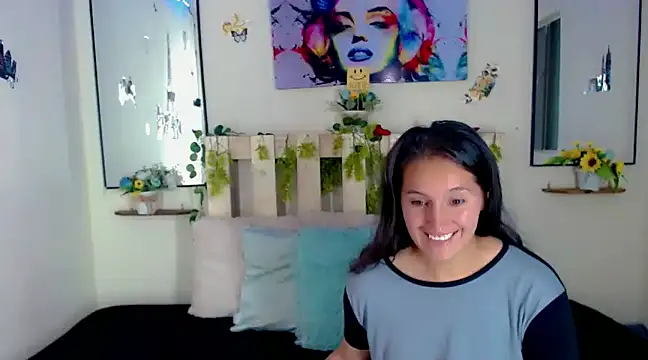 Sharon et Khloe12 online show from 01-10-25, 05:15