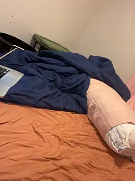 Snapshot of Alexkapriii3 chatting on 02-12-26, 07:30 Alexkapriii3 online show from 02-12-26, 07:30