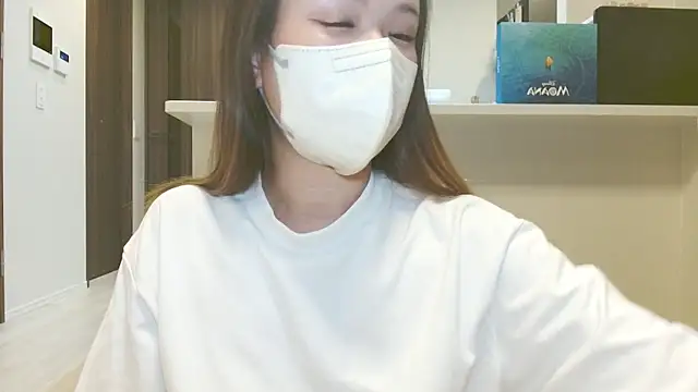 Snapshot of _hina_chan_ chatting on 10-19-25, 02:31 hina chan online show from 10-19-25, 02:31