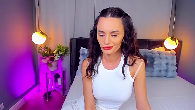 Snapshot of CarlaWhite chatting on 05-25-26, 03:39 CarlaWhite online show from 05-25-26, 03:39