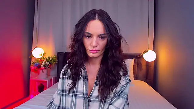 CarlaWhite online show from 12-19-25, 04:27