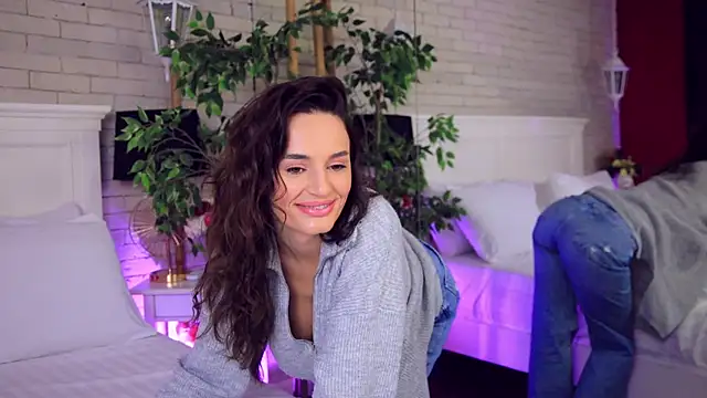 CarlaWhite online show from 11-08-25, 04:38