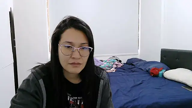luxandracon23 online show from 10-01-25, 06:34