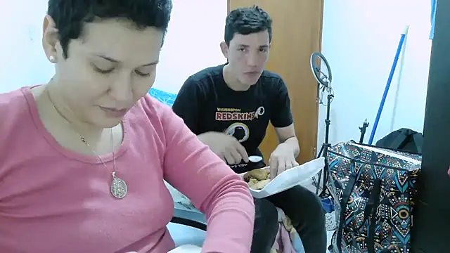 luxandracon23 online show from 01-31-26, 07:12