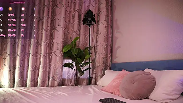 Snapshot of mind_game chatting on 09-11-25, 05:51 mind game online show from 09-11-25, 05:51