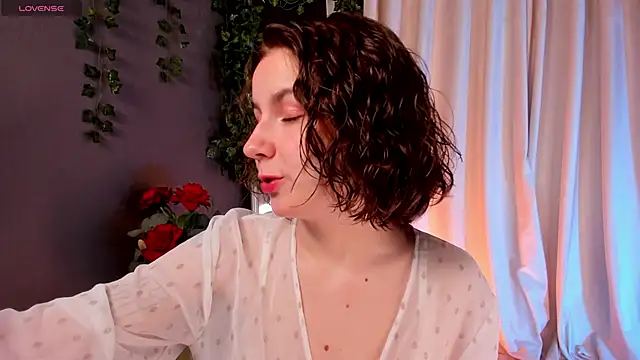 Snapshot of mind_game chatting on 02-13-25, 05:58 mind game online show from 02-13-25, 05:58