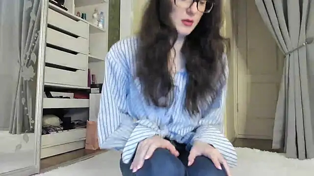 Baby Jewel online show from 11-09-25, 11:14