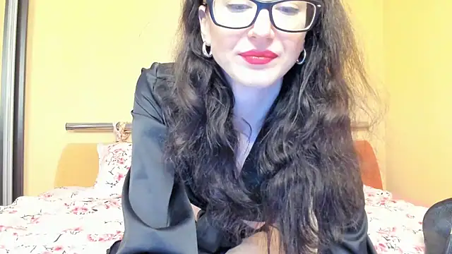 Baby Jewel online show from 12-19-25, 11:45