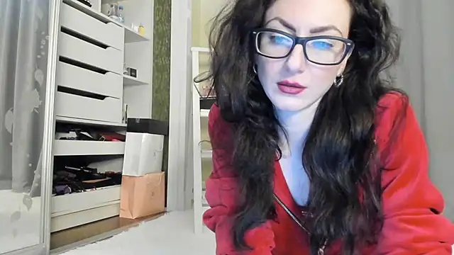 Baby Jewel online show from 10-07-25, 11:11