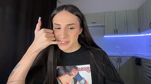 Kim Oberlin  online show from 03-03-26, 02:02