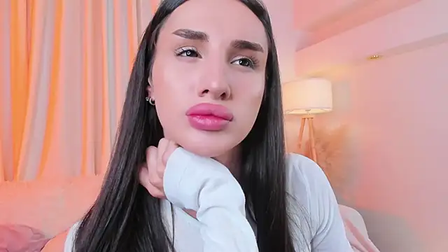 Kim Oberlin  online show from 10-09-25, 04:29