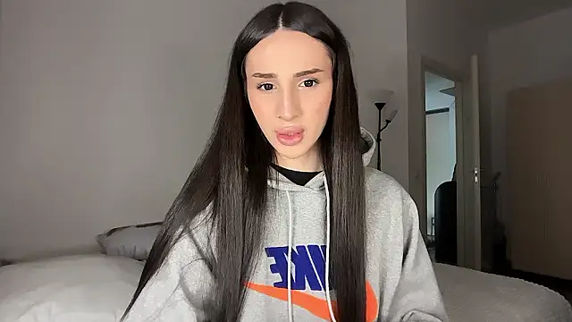 Kim Oberlin  online show from 03-04-26, 01:08