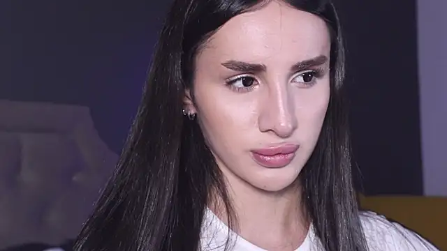 Kim Oberlin  online show from 09-21-25, 04:01