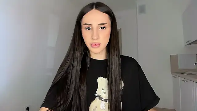 Kim Oberlin  online show from 03-27-26, 12:06