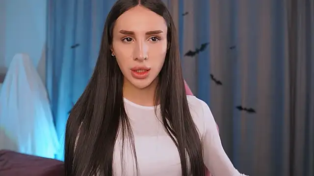 Kim Oberlin  online show from 10-18-25, 11:01