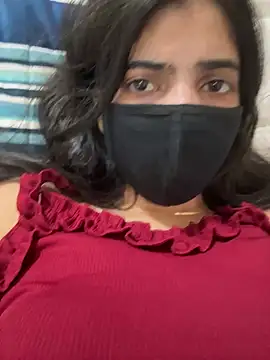 Lunaxx001 online show from 04-03-26, 05:41