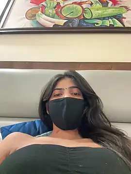 Lunaxx001 online show from 04-01-26, 08:37