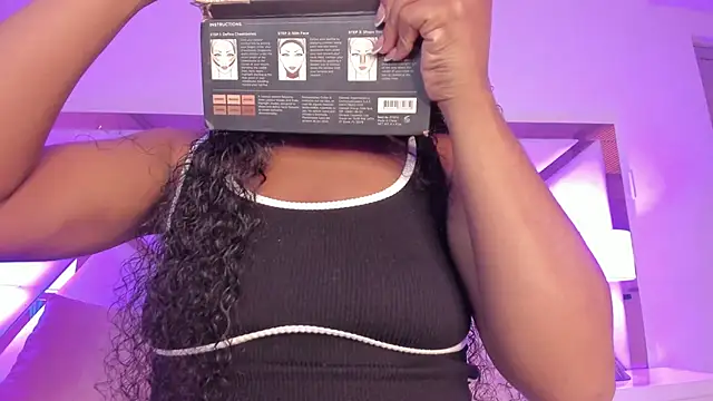 SophiaSmiiths  online show from 04-17-26, 09:17