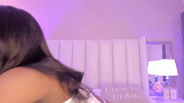 Snapshot of SophiaSmiiths_ chatting on 07-26-26, 02:13 SophiaSmiiths online show from 07-26-26, 02:13