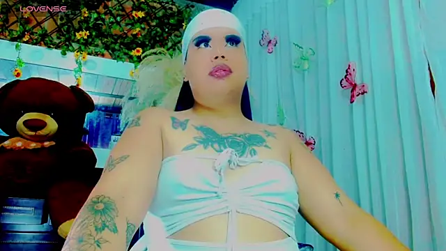 nauthyvalentina online show from 03-18-26, 01:57