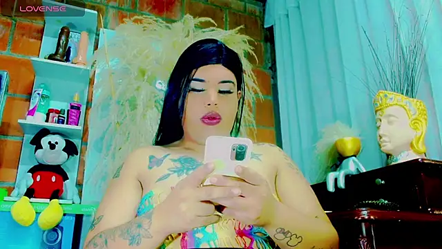 Snapshot of nauthyvalentina chatting on 02-18-26, 02:02 nauthyvalentina online show from 02-18-26, 02:02