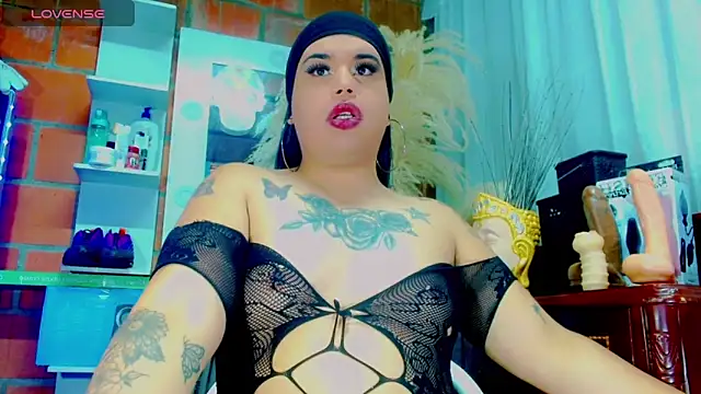 Snapshot of nauthyvalentina chatting on 02-13-26, 04:51 nauthyvalentina online show from 02-13-26, 04:51