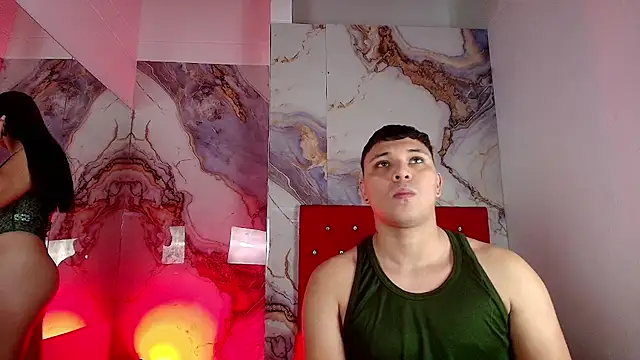 couple lovelyds online show from 12-14-25, 08:58