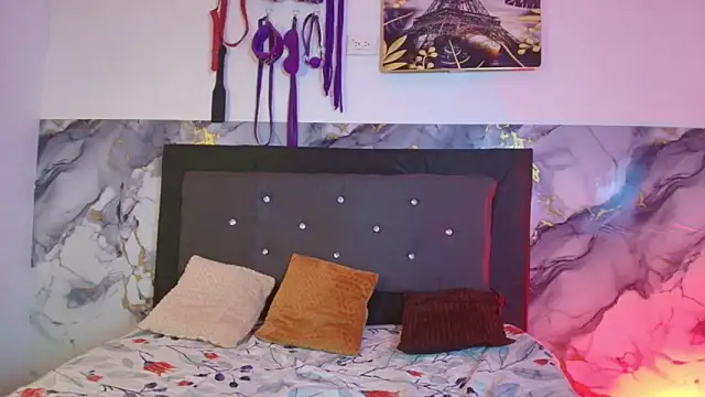 couple lovelyds online show from 04-16-26, 09:39