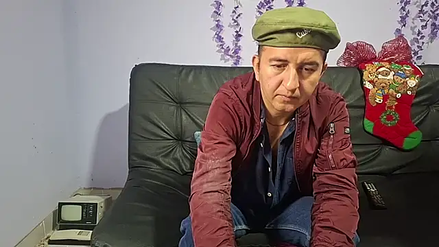 yazforeSolo online show from 11-26-25, 02:28