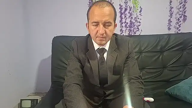 yazforeSolo online show from 11-20-25, 02:18