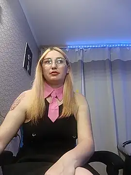 Snapshot of JaneLaJewel chatting on 05-24-26, 06:08 JaneLaJewel online show from 05-24-26, 06:08