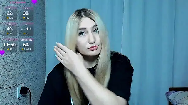 Snapshot of JaneLaJewel chatting on 09-30-25, 06:47 JaneLaJewel online show from 09-30-25, 06:47