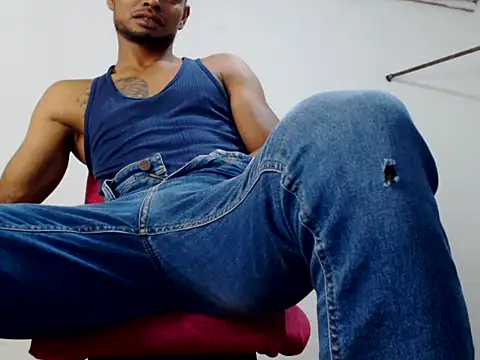 fernandez latinblackk online show from 01-17-25, 02:50