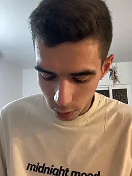 Snapshot of RicarBer chatting on 02-16-26, 07:12 RicarBer online show from 02-16-26, 07:12