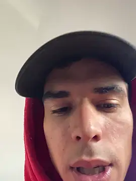 Snapshot of RicarBer chatting on 02-15-26, 03:55 RicarBer online show from 02-15-26, 03:55