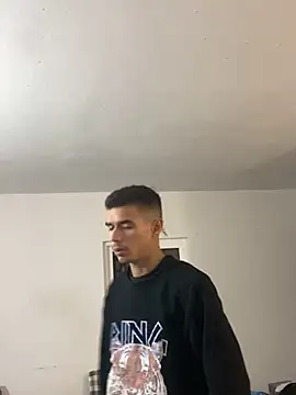 Snapshot of RicarBer chatting on 02-05-26, 07:10 RicarBer online show from 02-05-26, 07:10