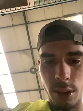 Snapshot of RicarBer chatting on 02-12-26, 09:09 RicarBer online show from 02-12-26, 09:09