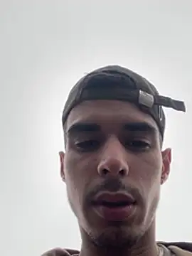 Snapshot of RicarBer chatting on 02-09-26, 02:04 RicarBer online show from 02-09-26, 02:04