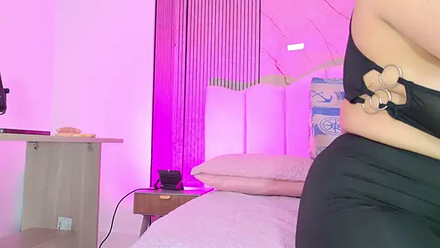 Sofia martiin online show from 02-26-26, 03:06