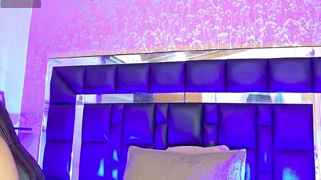 Sofia martiin online show from 09-13-25, 03:06