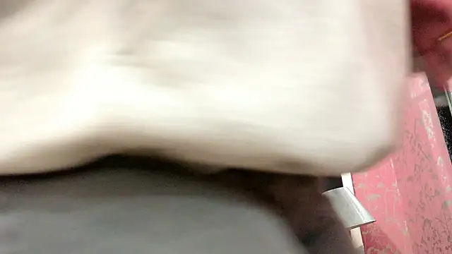 Sofia martiin online show from 10-16-25, 03:04