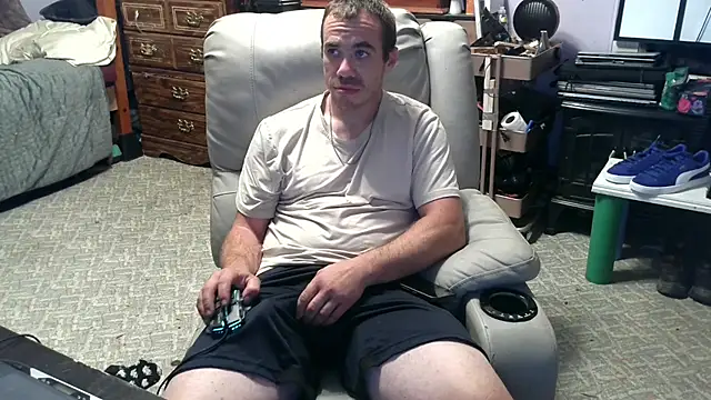 Snapshot of ScubaStevex chatting on 10-24-25, 04:55 ScubaStevex online show from 10-24-25, 04:55