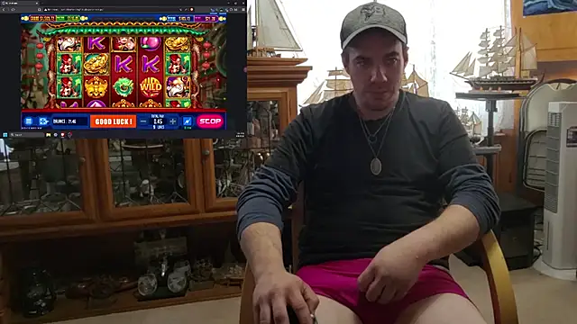 Snapshot of ScubaStevex chatting on 04-08-26, 05:36 ScubaStevex online show from 04-08-26, 05:36