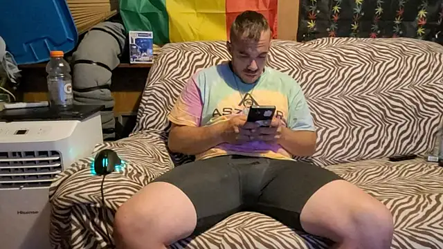 ScubaStevex online show from 07-09-26, 06:47